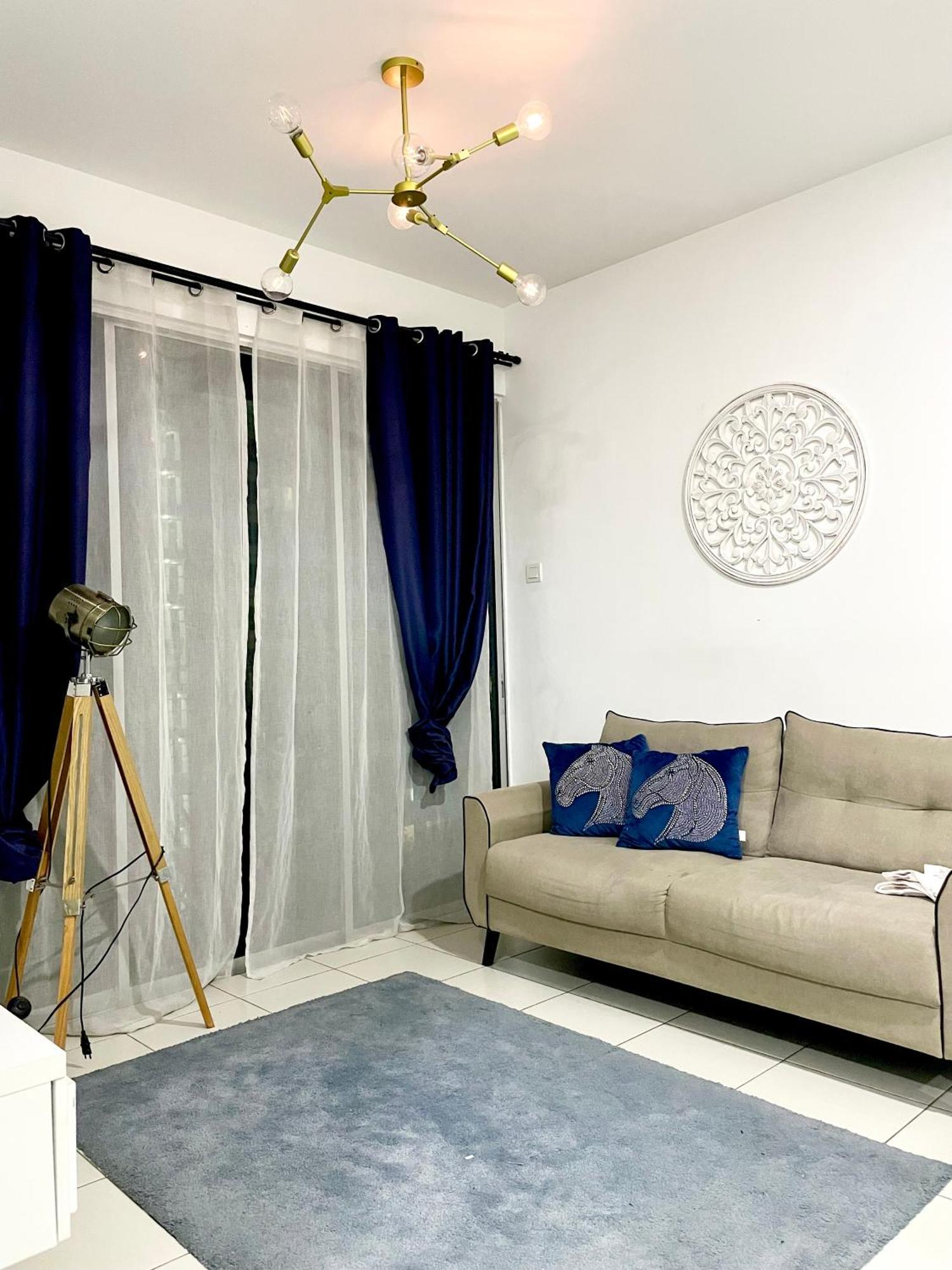 Cosmo Maison Damansara Damai Extérieur photo